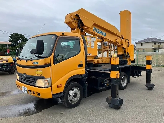 Hino Dutro