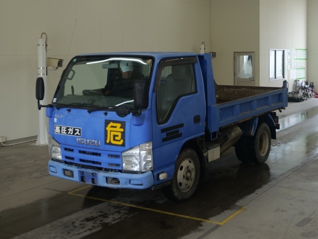 Isuzu Elf Truck